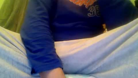 Snapshot of cumincumon3 chatting on November 3, 10:32 pm cumincumon3 online show from November 3, 10:32 pm