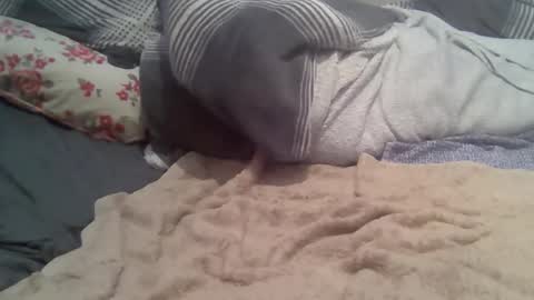 Snapshot of cummbumm69 chatting on April 9, 1:05 pm cummbumm69 online show from April 9, 1:05 pm