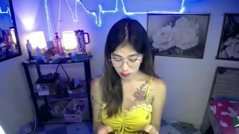 cummers334 online show from April 26, 1:31 pm