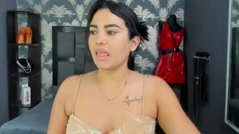 Snapshot of cumming_tiffani chatting on September 25, 11:47 am cumming tiffani online show from September 25, 11:47 am