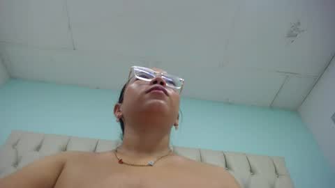 Snapshot of cumontitsxxx chatting on May 27, 12:46 pm Cumontitsxxx online show from May 27, 12:46 pm