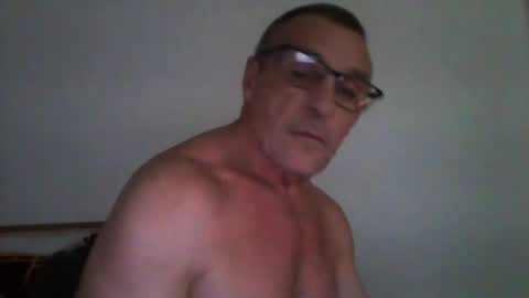 Snapshot of cumseeme002 chatting on February 6, 6:11 pm Alan online show from February 6, 6:11 pm