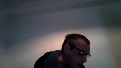 Snapshot of cumseeme002 chatting on March 23, 8:02 pm Alan online show from March 23, 8:02 pm