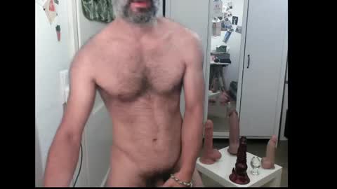 Snapshot of cumshow_x chatting on July 4, 9:43 pm Cumshow online show from July 4, 9:43 pm