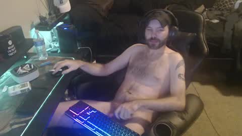 cumslinger2003 online show from December 7, 5:37 am