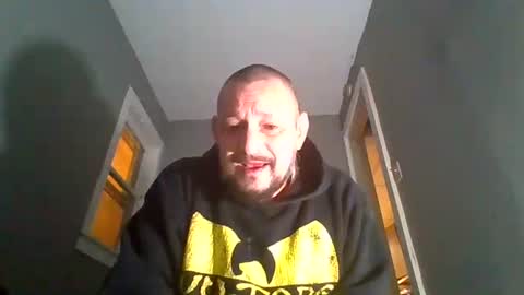 Snapshot of cuntreeboy68 chatting on December 26, 4:53 am Bash online show from December 26, 4:53 am