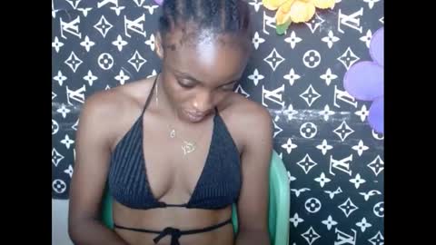 Snapshot of cupidxdoll chatting on February 9, 9:05 am cupidxdoll online show from February 9, 9:05 am