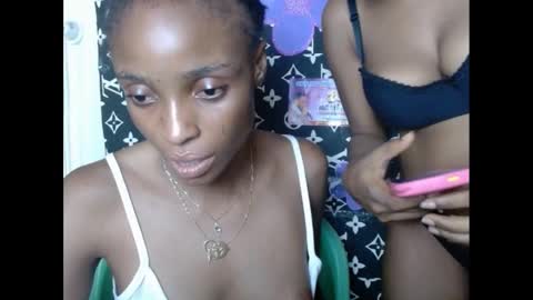 Snapshot of cupidxdoll chatting on February 10, 9:58 am cupidxdoll online show from February 10, 9:58 am