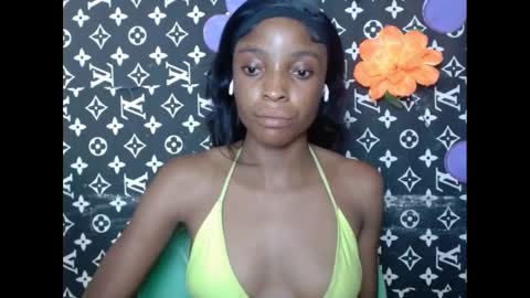 Snapshot of cupidxdoll chatting on February 20, 1:51 pm cupidxdoll online show from February 20, 1:51 pm