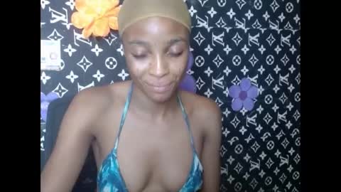 Snapshot of cupidxdoll chatting on March 11, 5:27 am cupidxdoll online show from March 11, 5:27 am