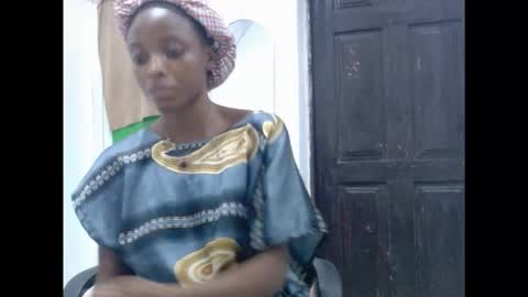 Snapshot of cupidxdoll chatting on February 15, 9:55 pm cupidxdoll online show from February 15, 9:55 pm