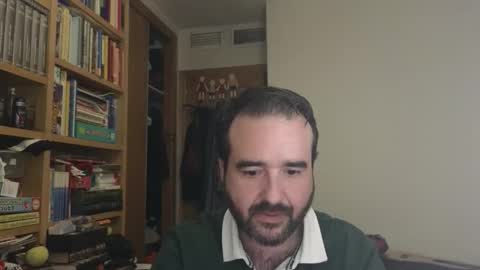 curiosillo1983 online show from December 20, 7:15 am