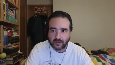 curiosillo1983 online show from March 21, 7:46 am