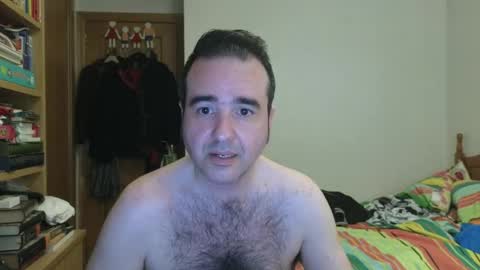 Snapshot of curiosillo1983 chatting on May 1, 9:25 am curiosillo1983 online show from May 1, 9:25 am
