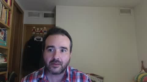 Snapshot of curiosillo1983 chatting on June 1, 3:03 pm curiosillo1983 online show from June 1, 3:03 pm