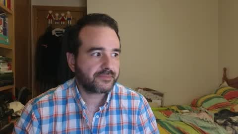 Snapshot of curiosillo1983 chatting on June 4, 5:30 pm curiosillo1983 online show from June 4, 5:30 pm