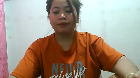 curious_girl247 online show from January 2, 12:13 am