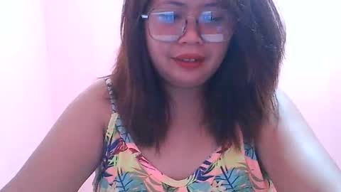 curious_girl247 online show from April 14, 9:43 pm