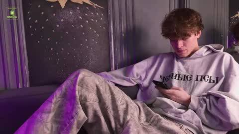 KEVIN online show from March 8, 2:04 am