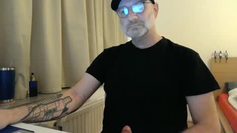 Curman85 online show from February 15, 8:05 pm