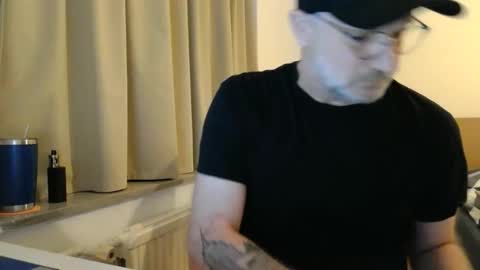 Curman85 online show from March 29, 10:21 pm