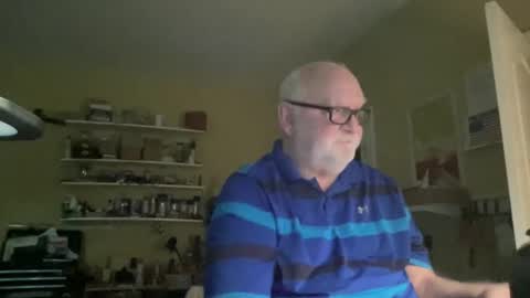 Snapshot of curo69 chatting on December 17, 6:53 pm ALAN online show from December 17, 6:53 pm