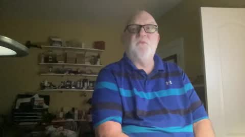 Snapshot of curo69 chatting on December 18, 8:14 pm ALAN online show from December 18, 8:14 pm