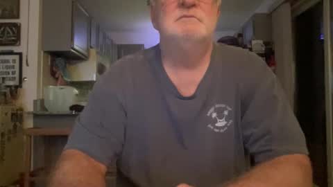 Snapshot of curo69 chatting on January 18, 11:32 am ALAN online show from January 18, 11:32 am