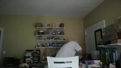 Snapshot of curo69 chatting on October 22, 11:43 am ALAN online show from October 22, 11:43 am