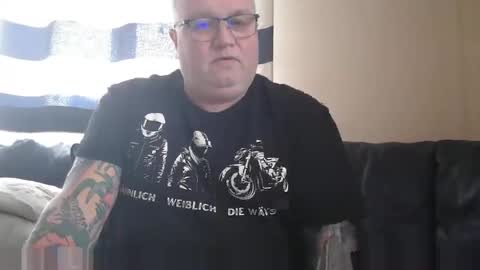 curtus14 online show from February 23, 8:39 am