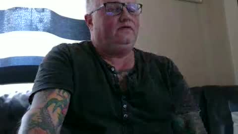 curtus14 online show from September 30, 3:06 pm