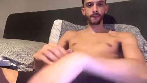 curvy24777 online show from April 25, 11:46 pm