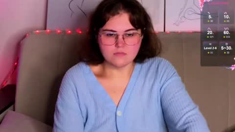 Snapshot of curvy_janie chatting on October 3, 9:28 am Jane online show from October 3, 9:28 am