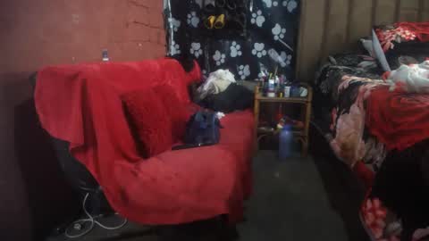 curvypear76x online show from November 24, 9:31 am