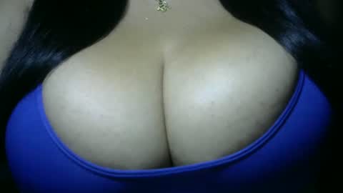 curvysexy_rose online show from April 28, 10:04 pm