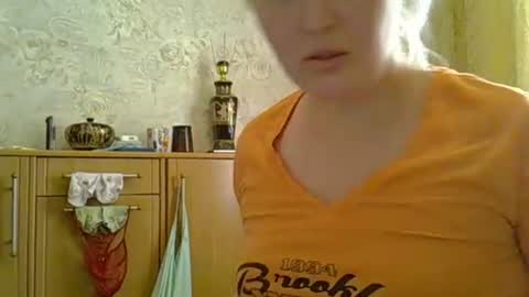 Snapshot of curvywild_lady30 chatting on June 24, 9:19 am Curvy online show from June 24, 9:19 am