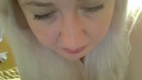 Snapshot of curvywild_lady30 chatting on June 30, 11:11 am Curvy online show from June 30, 11:11 am