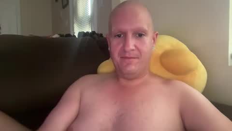 Snapshot of cushiontopushin chatting on February 17, 11:33 pm cushiontopushin online show from February 17, 11:33 pm