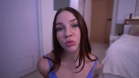 Snapshot of cute__foxy chatting on February 10, 12:48 am Foxy online show from February 10, 12:48 am