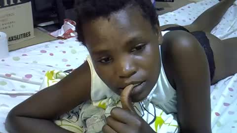 Snapshot of cute_aliyah chatting on May 20, 11:44 pm cute_aliyah online show from May 20, 11:44 pm