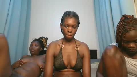 angel online show from November 19, 9:59 pm