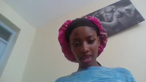 cute annah online show from March 1, 11:39 am