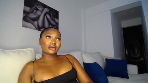 Liya online show from February 6, 10:59 am