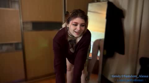 Snapshot of cute_baby_drug chatting on February 20, 7:58 pm Polly my Name. . online show from February 20, 7:58 pm