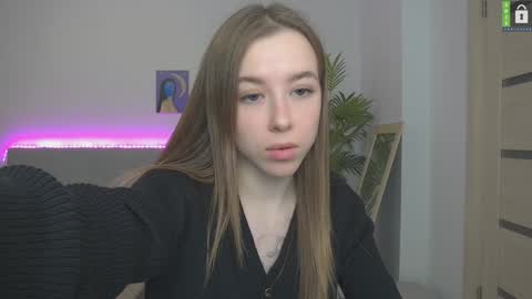 Snapshot of cute_beauty chatting on January 2, 6:18 am Amanda online show from January 2, 6:18 am