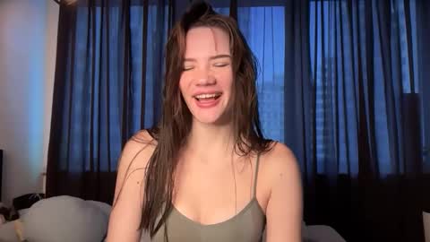 Snapshot of cute_bubbles chatting on September 20, 2:51 pm cute_bubbles online show from September 20, 2:51 pm