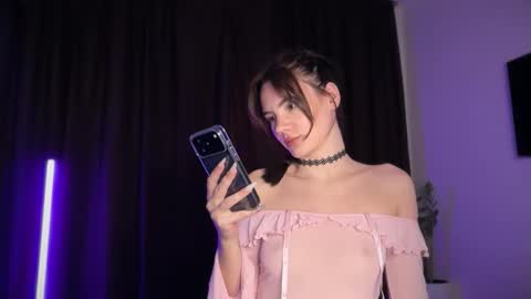 Snapshot of cute_bubbles chatting on February 1, 1:59 am cute_bubbles online show from February 1, 1:59 am