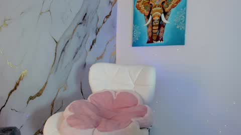 Snapshot of cute_dani1 chatting on January 13, 4:07 am online show from January 13, 4:07 am
