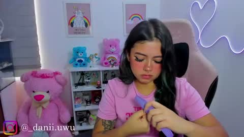Snapshot of cute_dani__ chatting on June 12, 3:44 pm Dani online show from June 12, 3:44 pm