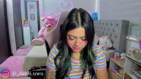 Snapshot of cute_dani__ chatting on July 14, 3:40 pm Dani online show from July 14, 3:40 pm